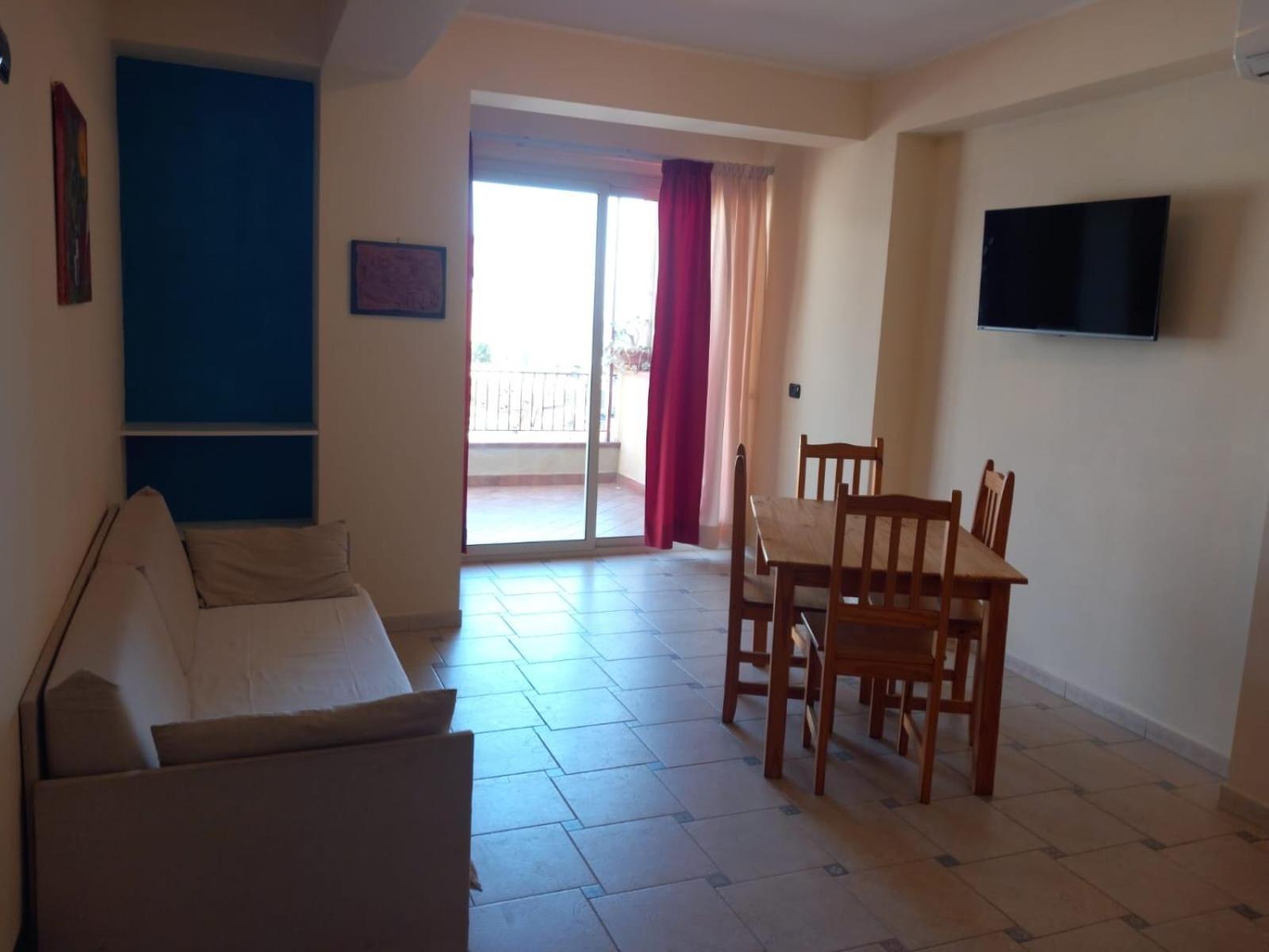 B&B La Sirena Санта-Тереза-ді-Рива Екстер'єр фото