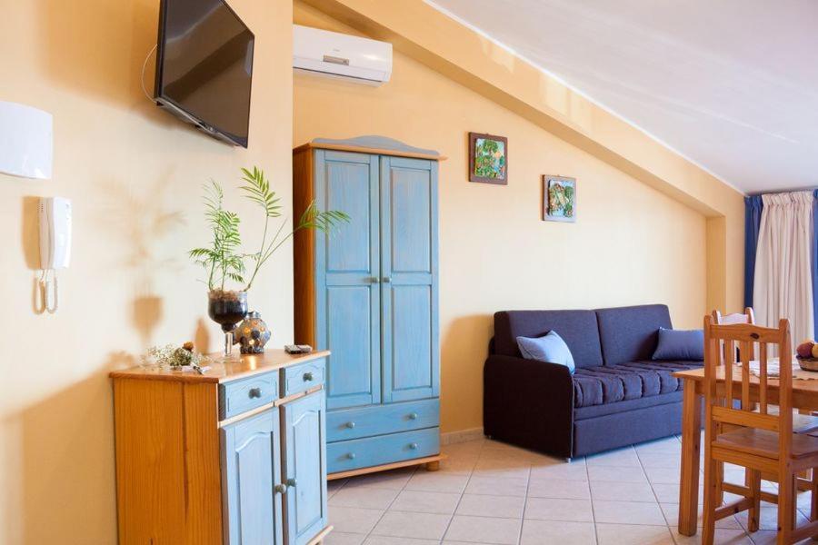 B&B La Sirena Санта-Тереза-ді-Рива Екстер'єр фото